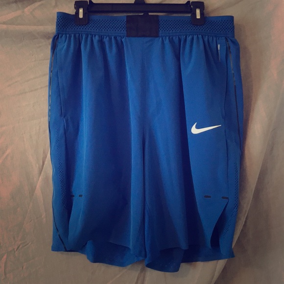 Nike Aeroswift 2 Inch London Short Herren Nike Aeroswift 2 Inch London Short Herren